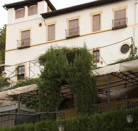 Carmen De Los Chapiteles Hotel